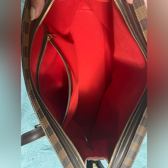 Louis Vuitton Damier Ebene Chelsea tote - Picture 15 of 17